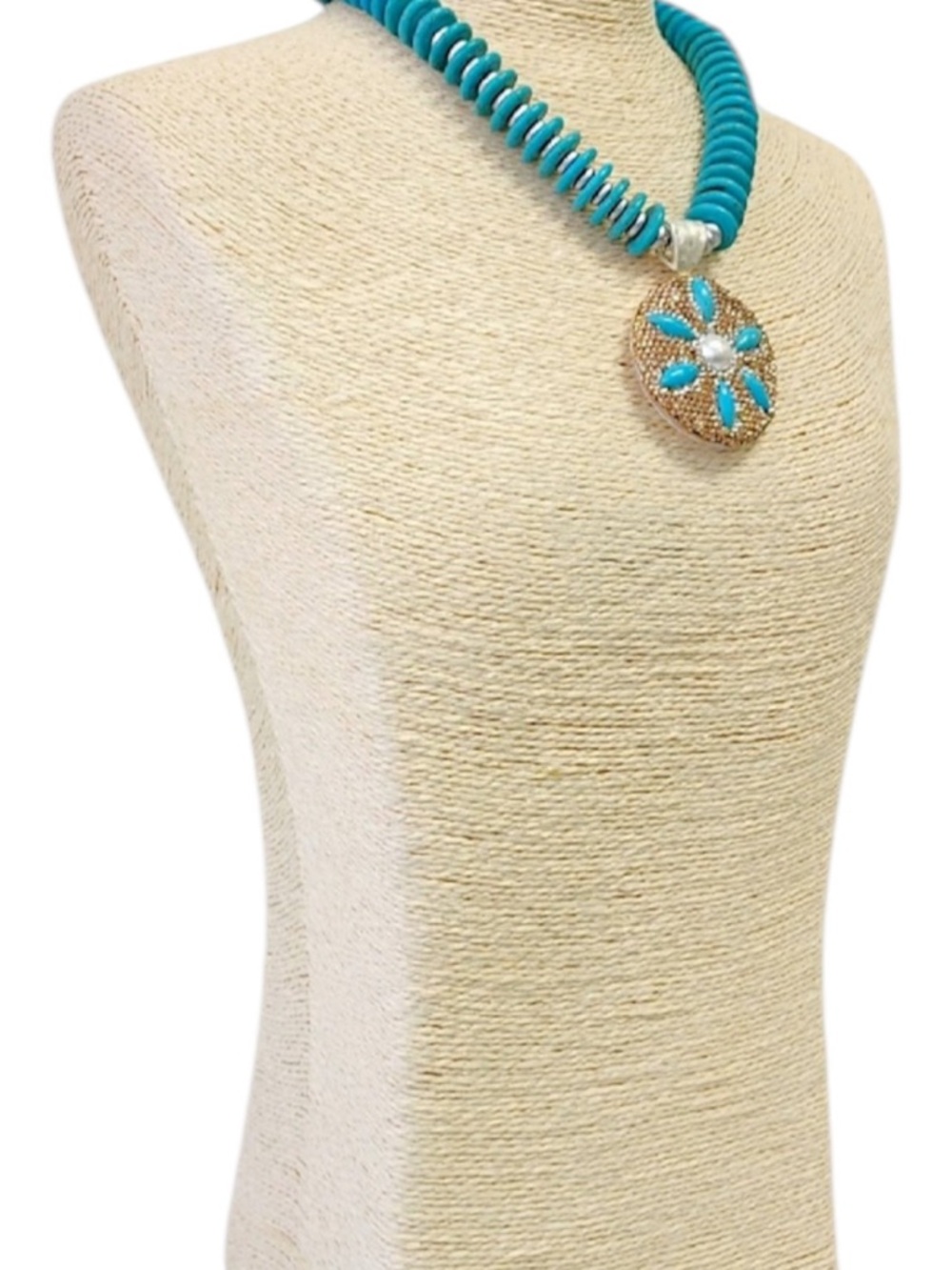 Bijoux Envie Turquoise Sand Dollar Statement Necklace NWT Coastal Boho - Picture 5 of 6